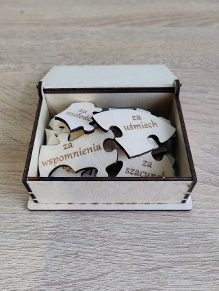 Drewniane Puzzle Serce w Pudełku – 18 Powodów Za Które Cię Kocham